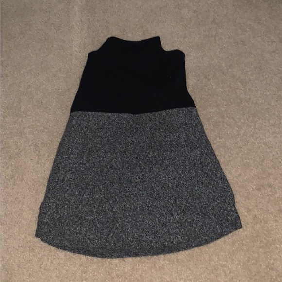 old navy black and grey turtleneck sweater - Picture 2 of 3
